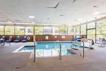 هتل Comfort Suites Innsbrook  Short Pump