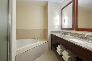 هتل Comfort Suites Innsbrook  Short Pump
