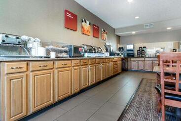 هتل Comfort Suites Keeneland