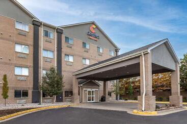 هتل Comfort Suites Keeneland
