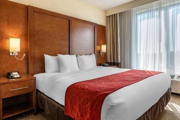 هتل Comfort Suites Miami Kendall