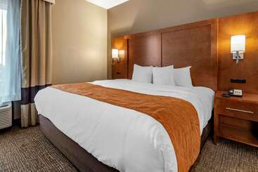 هتل Comfort Suites Bethlehem Near Lehigh University And Lvi Airport