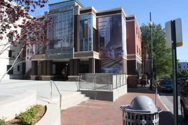 هتل Country Inn & Suites By Radisson, Asheville At Asheville Outlet Mall, Nc