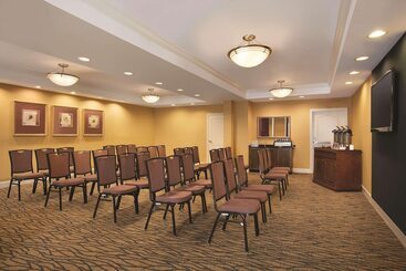 هتل Country Inn & Suites By Radisson Atlanta Airport North Ga