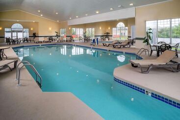 هتل Country Inn & Suites By Radisson, Beckley, Wv