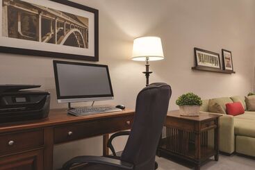 هتل Country Inn & Suites By Radisson, Cedar Falls, Ia