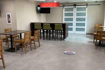هتل Country Inn & Suites By Radisson, Fort Worth, Tx