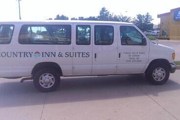 هتل Country Inn & Suites By Radisson, Tulsa, Ok
