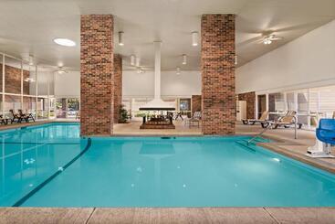 هتل Country Inn & Suites By Radisson, Woodbury, Mn