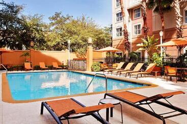 هتل Courtyard Tampa Downtown