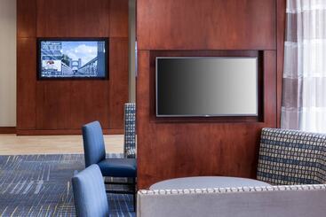 Courtyard By Marriott Waco - Waco