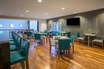 هتل Holiday Inn Baltimore Bwi Airport, An Ihg