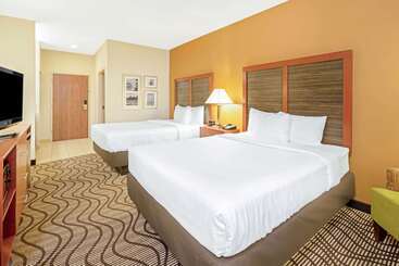 ホテル La Quinta By Wyndham Midwest City   Tinker Afb
