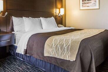 هتل Quality Inn