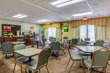 هتل Quality Inn & Suites Kearneysville  Martinsburg