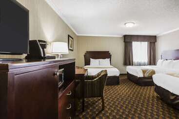 هتل Quality Inn & Suites Los Angeles Airport  Lax