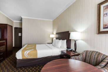 هتل Quality Inn & Suites Los Angeles Airport  Lax