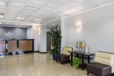 هتل Quality Inn & Suites Los Angeles Airport  Lax
