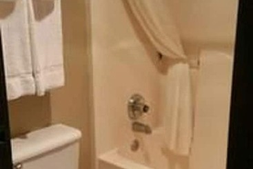 هتل Quality Inn Us65 & E Battlefield Rd Springfield