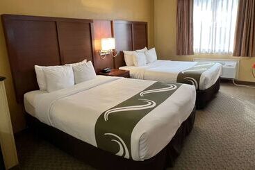 هتل Quality Suites Midland North Loop 250