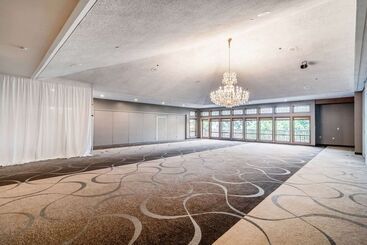 Riverview Inn & Suites, Ascend Hotel Collection