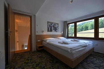 پانسیون Apartmány Chata Večernice