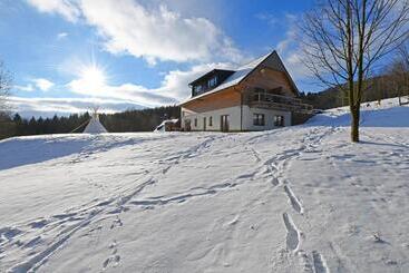 پانسیون Apartmány Chata Večernice