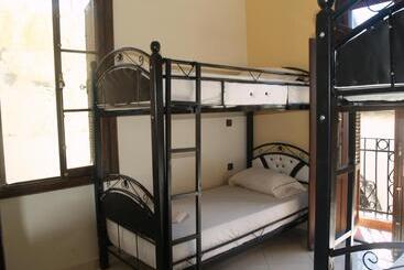 Tanja Lucia Hostel