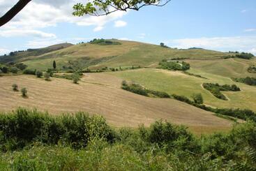 تختخواب و صبحانه Podere San Francesco