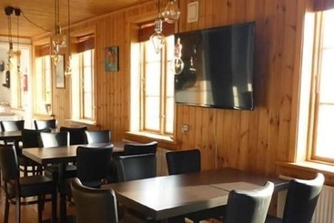 هتل Café De Upernavik