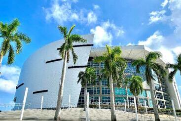 هتل Indigo Miami Brickell By Ihg