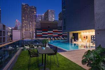 هتل Indigo Miami Brickell By Ihg