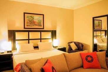 تختخواب و صبحانه Malibu Country Lodge