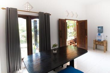 پانسیون Villa Bluemoon