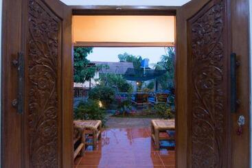 پانسیون Villa Bluemoon