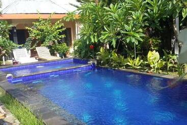 پانسیون Villa Bluemoon