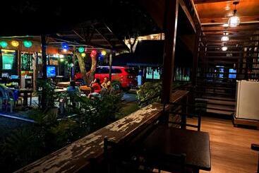 پانسیون Pitaya Native Guest House