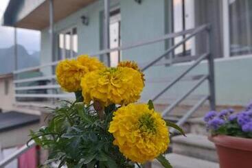 پانسیون Kera Guest House