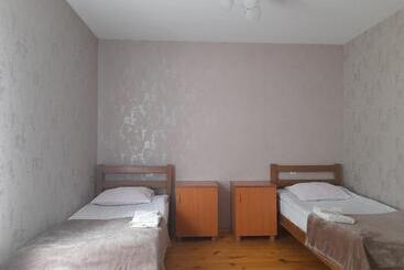 پانسیون Kera Guest House