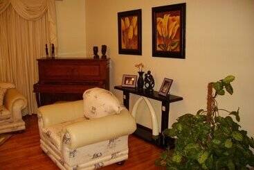 پانسیون Lu S Guest House