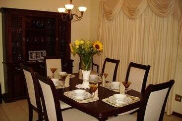 پانسیون Lu S Guest House