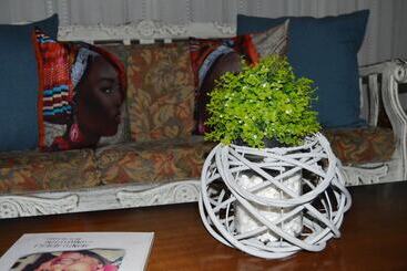 پانسیون Lu S Guest House