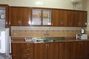 Zaer Al Fakhama Hotel Apartments