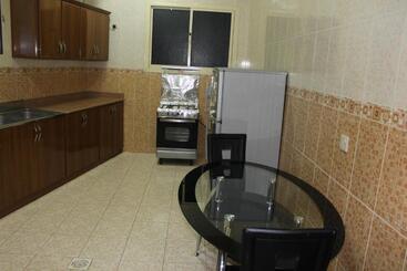 Zaer Al Fakhama Hotel Apartments