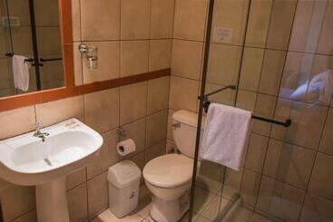 هاستل La Escondida Hostal