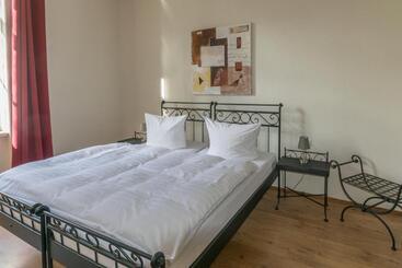 پانسیون Albergo Toscana