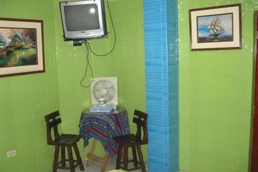 پانسیون Hostal Hostello   Lima Airport
