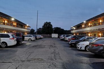 酒店 American Value Inn