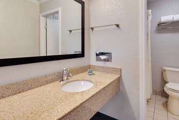 هتل Best Western Clermont