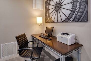 هتل Best Western Clermont